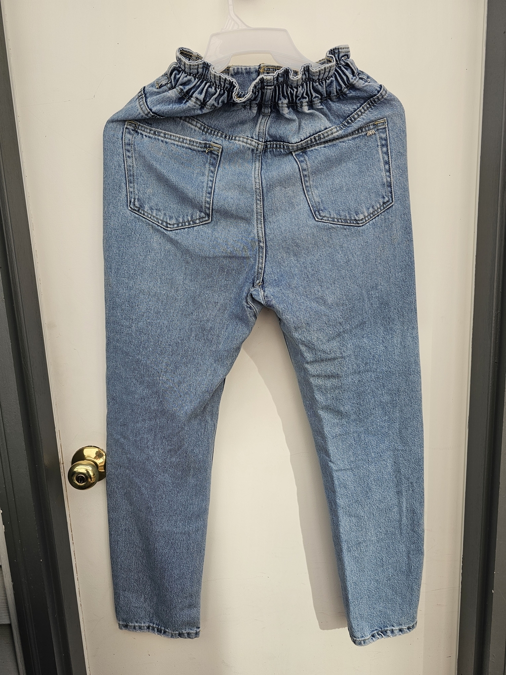 Zara Light Blue High-Rise Paperbag Waist Jeans - Picture 2 of 8